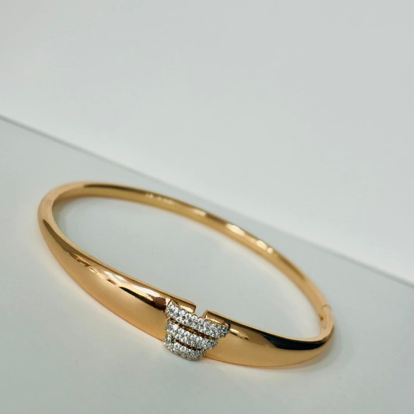 Hinge Bangle