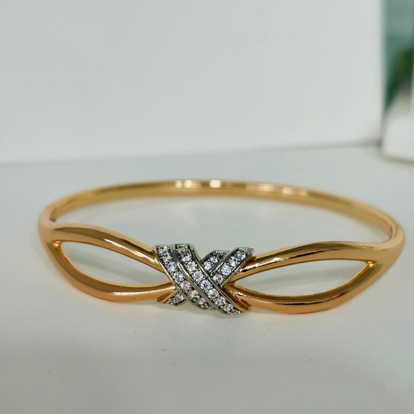 Hinge Bangle